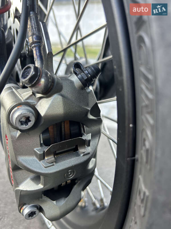 Мотоцикл Супермото (Motard) KTM SMC 690R 2019 в Киеве фото 11 Мотоцикл Супермото (Motard) KTM SMC 690R 2019 в Киеве