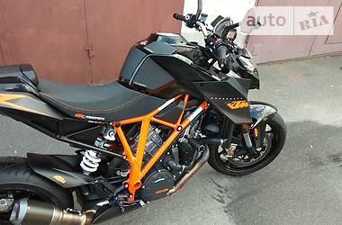 Мотоцикл Без обтекателей (Naked bike) KTM Super Duke 1290 2015 в Киеве