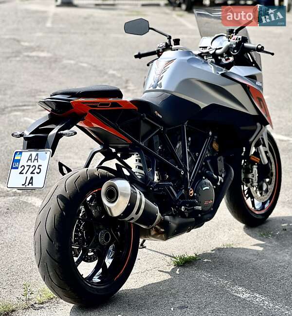 Мотоцикл Спорт-туризм KTM Super Duke 1290 2016 в Киеве