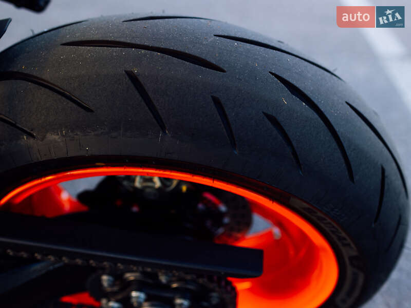 Мотоцикл Без обтікачів (Naked bike) KTM Super Duke 1290 2023 в Києві