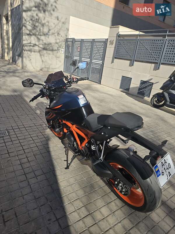 Мотоцикл Без обтекателей (Naked bike) KTM Super Duke 1290 2023 в Черноморске