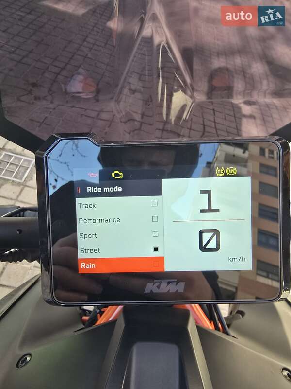 Мотоцикл Без обтекателей (Naked bike) KTM Super Duke 1290 2023 в Черноморске
