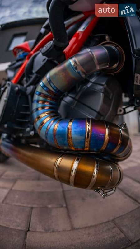 Мотоцикл Без обтекателей (Naked bike) KTM Super Duke 1290 2023 в Черновцах