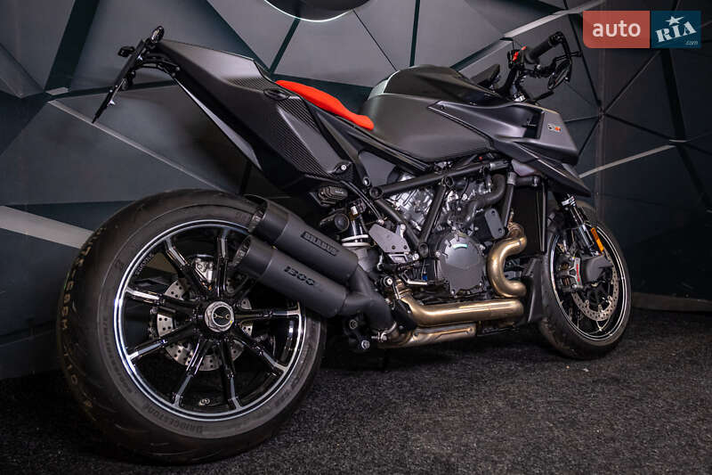 Мотоцикл Без обтекателей (Naked bike) KTM Super Duke 2022 в Киеве