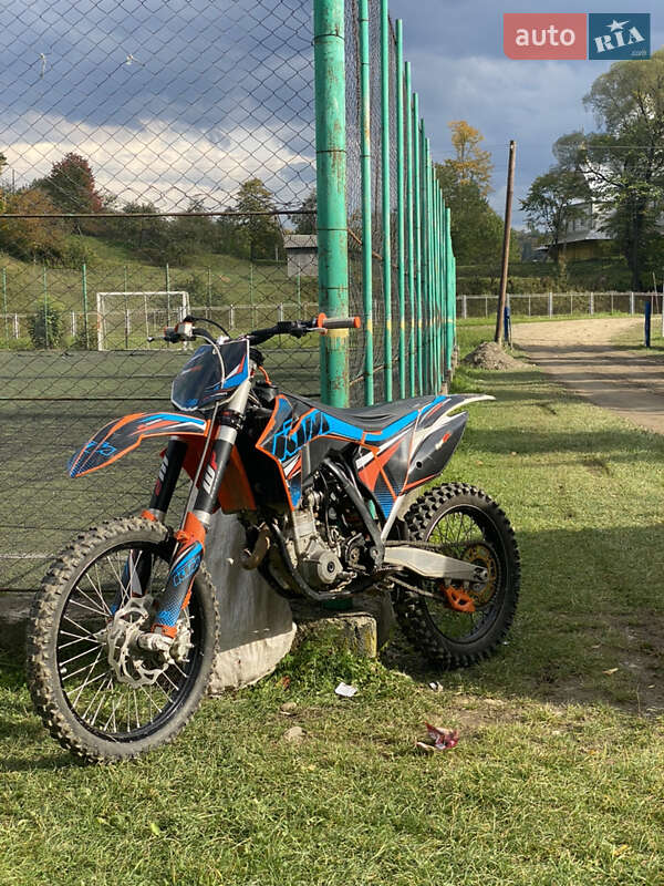 Мотоцикл Кросс KTM SX 250F 2011 в Косове