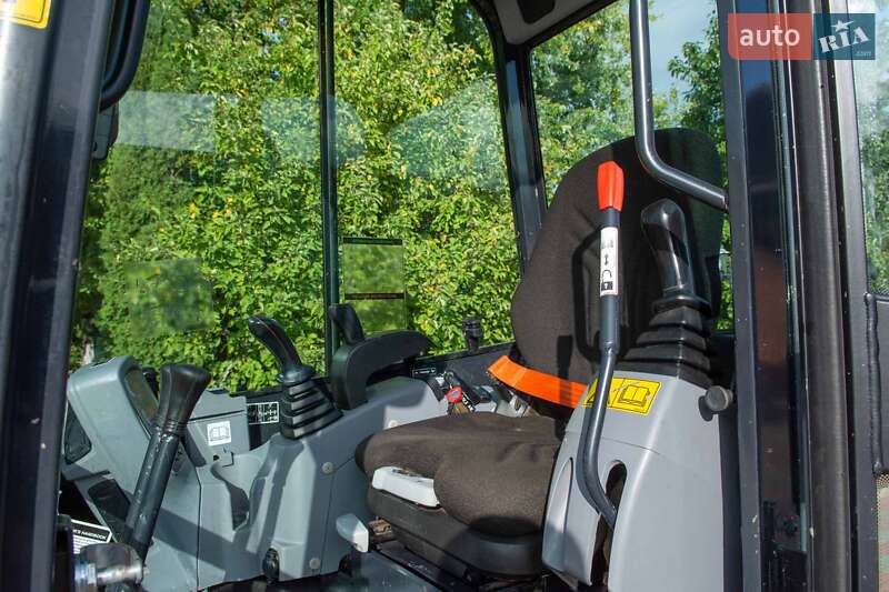 Миниэкскаватор Kubota U 2021 в Житомире фото 10 Миниэкскаватор Kubota U 2021 в Житомире