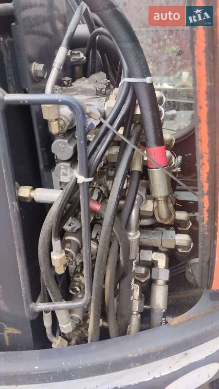 Міні-екскаватор Kubota U 2003 в Бориславі фото 19 Міні-екскаватор Kubota U 2003 в Бориславі