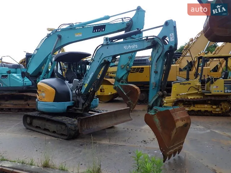 Kubota U 2009