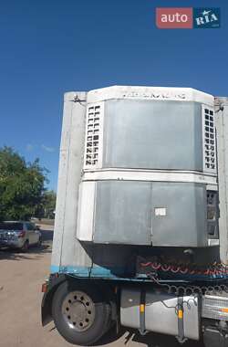 Рефрижератор Kumlin SKM 2004 в 