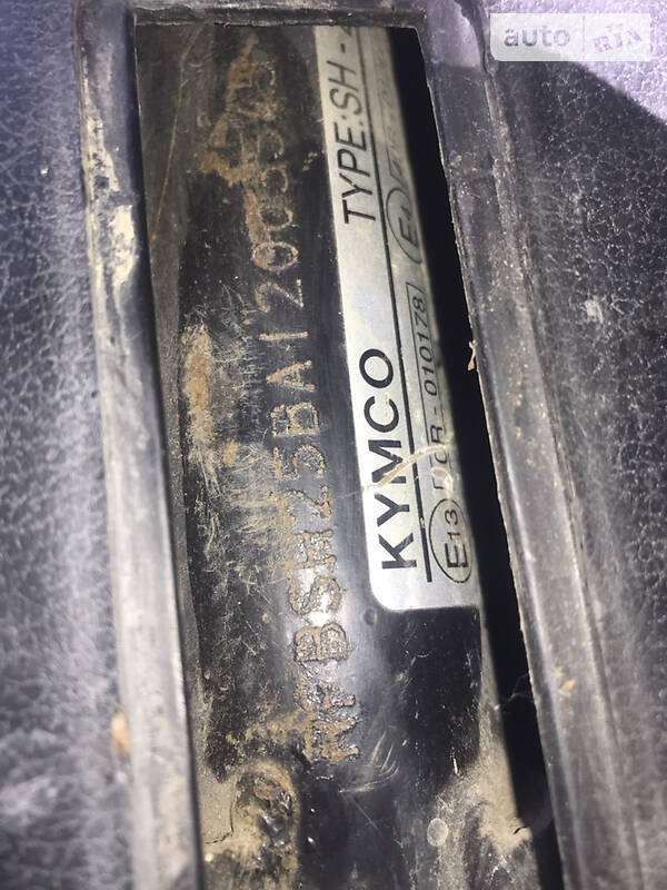 Макси-скутер Kymco Dink 2005 в Тячеве