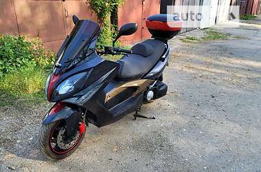Макси-скутер Kymco Xciting 2010 в 