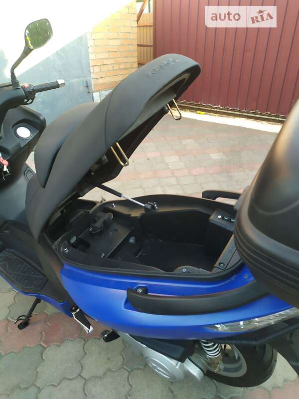 Максі-скутер Kymco Xciting 2007 в Вінниці