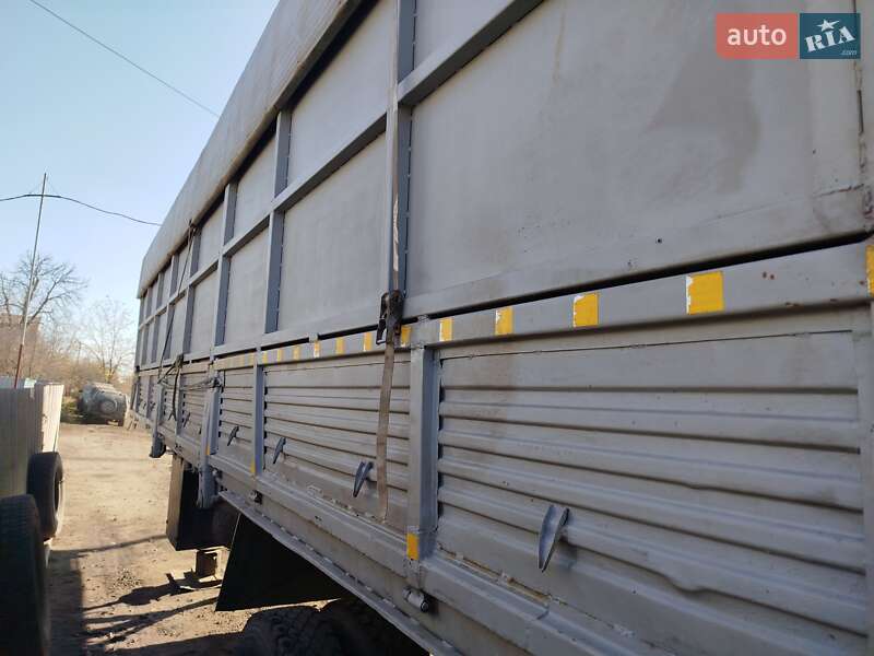 Бортовой полуприцеп КЗАП 9370 1992 в Барвенкове