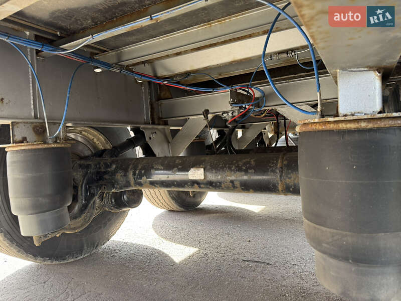 Зерновоз - полуприцеп Lacitrailer 3E20RD 2005 в Житомире