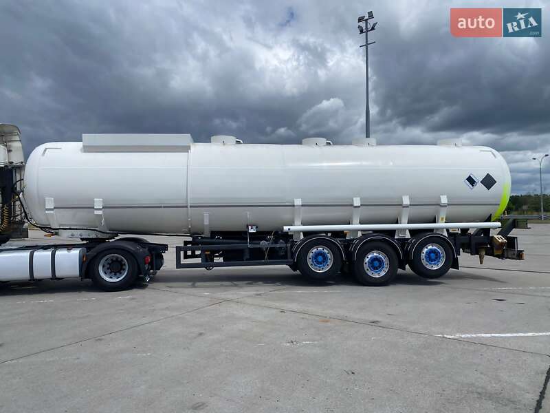 Цистерна полуприцеп LAG 0-3-38L 2016 в Виннице фото 28 Цистерна полуприцеп LAG 0-3-38L 2016 в Виннице