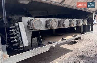 Цистерна напівпричіп LAG 0-3-39 1990 в Дніпрі