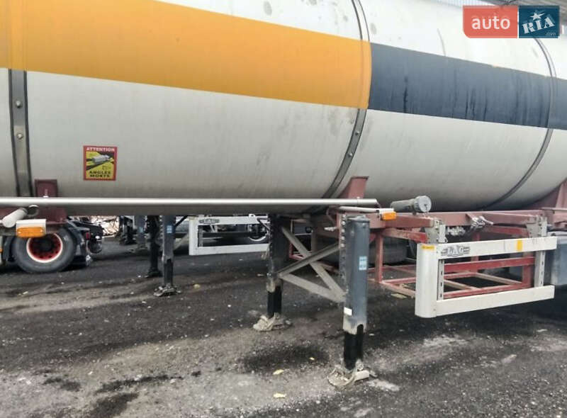 Цистерна полуприцеп LAG 0-3-39 2001 в Тернополе