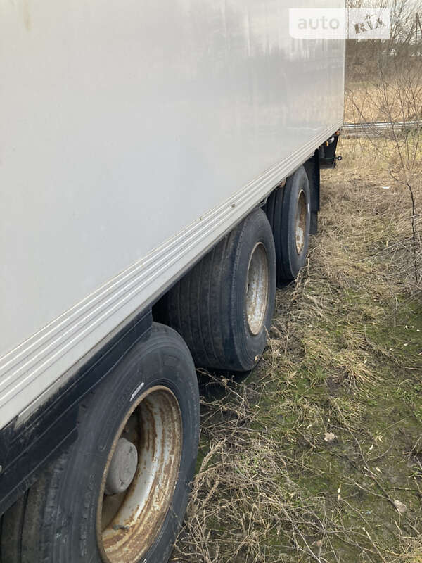 Рефрижератор полуприцеп Lamberet Carrier Maxima 2001 в Белой Церкви фото 4 Рефрижератор полуприцеп Lamberet Carrier Maxima 2001 в Белой Церкви