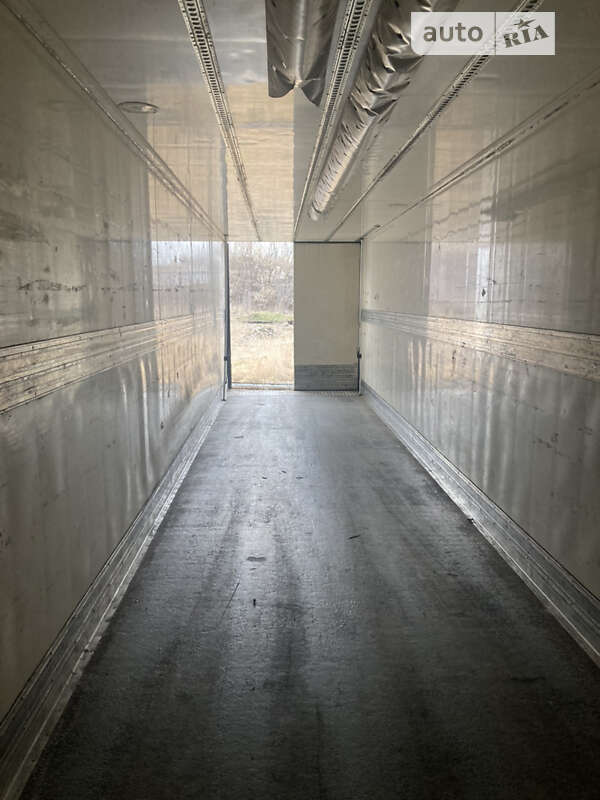 Рефрижератор полуприцеп Lamberet Carrier Maxima 2001 в Белой Церкви фото 6 Рефрижератор полуприцеп Lamberet Carrier Maxima 2001 в Белой Церкви