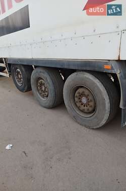 Рефрижератор полуприцеп Lamberet LVFS 2003 в 
