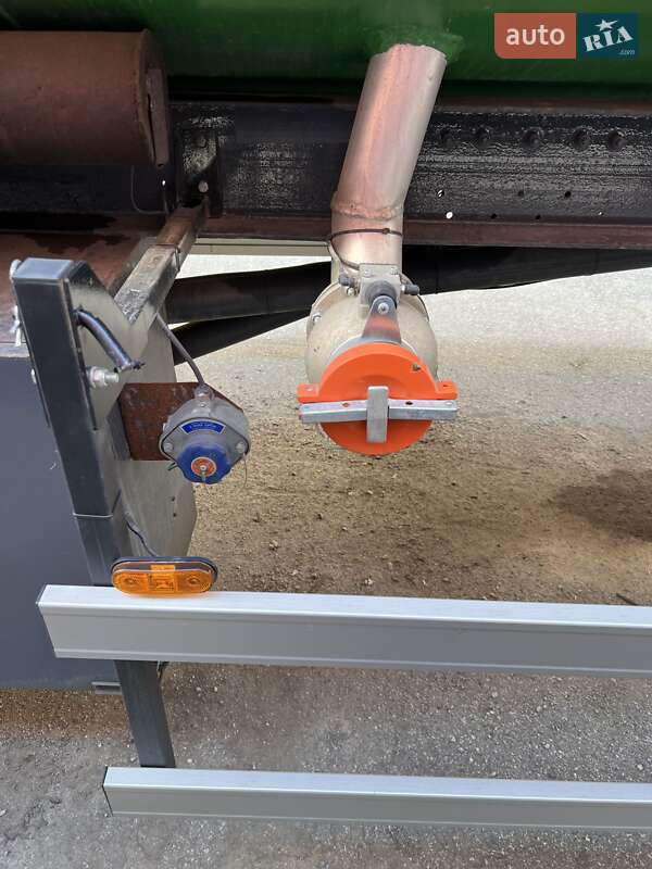 Цистерна Lamberet LVFS 2005 в Вінниці