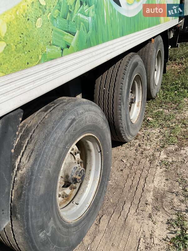 Рефрижератор напівпричіп Lamberet LVFS 2002 в Кривому Розі