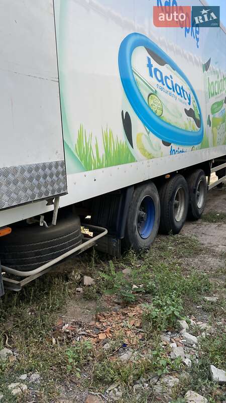Рефрижератор напівпричіп Lamberet LVFS 2002 в Кривому Розі