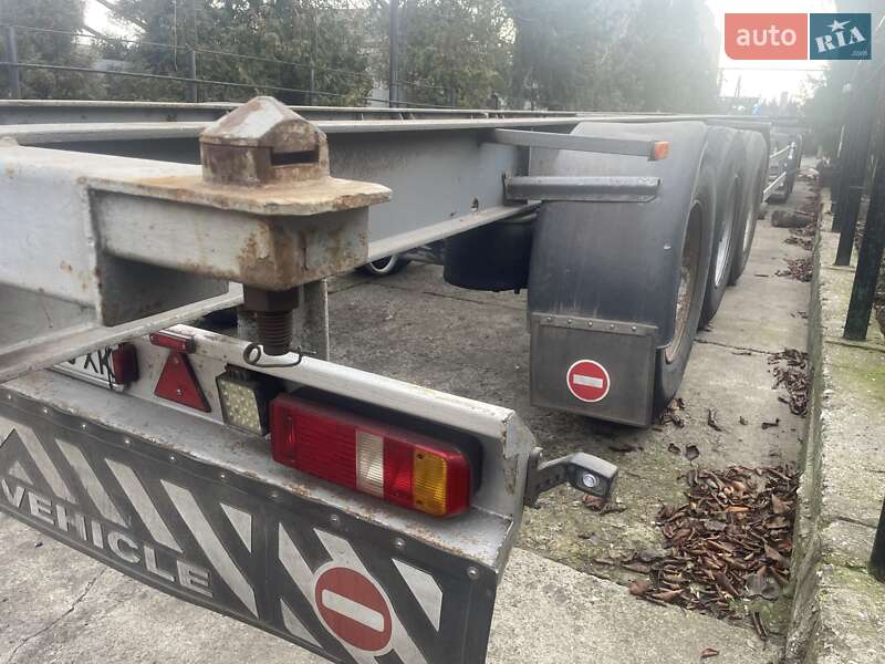 Контейнеровоз полуприцеп Lamberet SR 1985 в Одессе