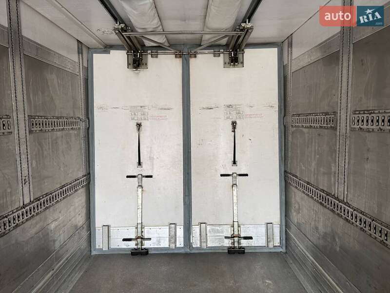 Рефрижератор полуприцеп Lamberet Termo King SMX 2014 в Дубно