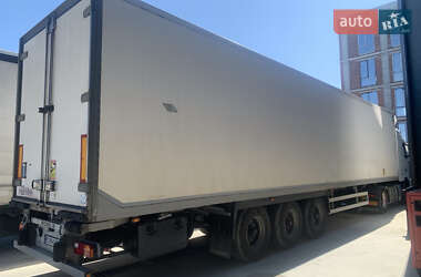 Рефрижератор полуприцеп Lamberet YS-3P 2001 в 