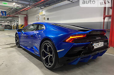 Купе Lamborghini Huracan 2020 в 