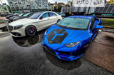 Купе Lamborghini Huracan 2020 в 