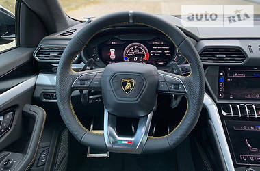 Позашляховик / Кросовер Lamborghini Urus 2019 в Києві
