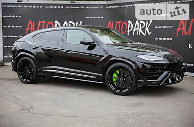 Позашляховик / Кросовер Lamborghini Urus 2020 в Києві