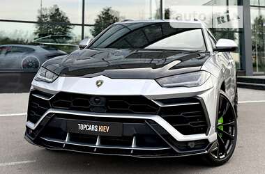 Позашляховик / Кросовер Lamborghini Urus 2020 в  фото 2 Позашляховик / Кросовер Lamborghini Urus 2020 в