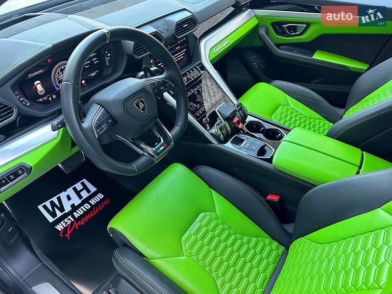 Внедорожник / Кроссовер Lamborghini Urus 2019 в Киеве