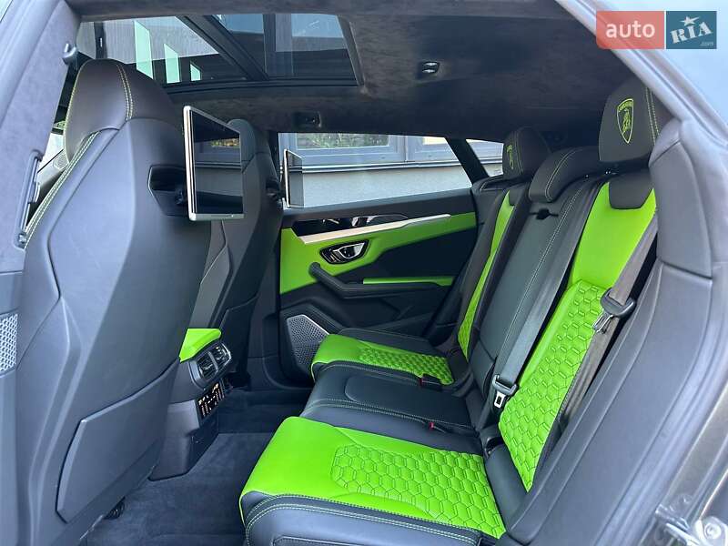 Внедорожник / Кроссовер Lamborghini Urus 2019 в Киеве