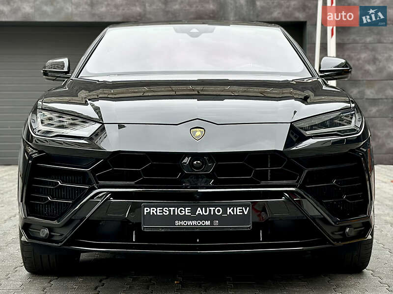 Внедорожник / Кроссовер Lamborghini Urus 2020 в Киеве