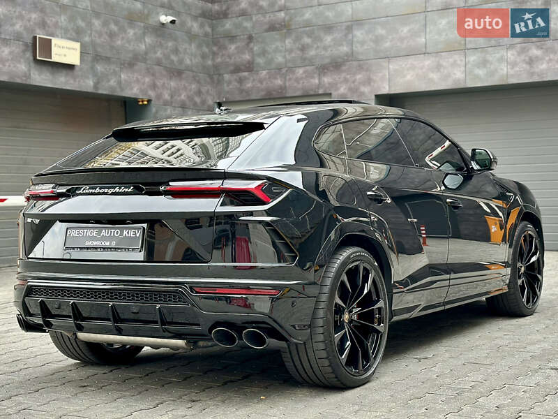 Внедорожник / Кроссовер Lamborghini Urus 2020 в Киеве