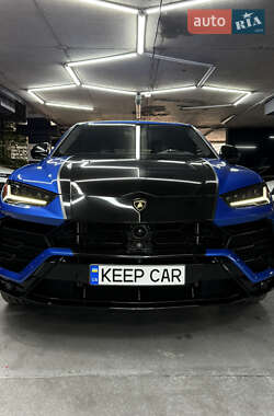 Позашляховик / Кросовер Lamborghini Urus 2018 в 