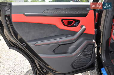 Внедорожник / Кроссовер Lamborghini Urus 2024 в 