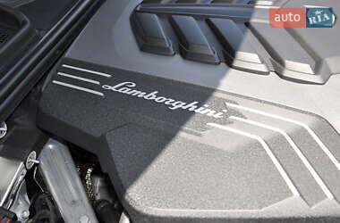 Внедорожник / Кроссовер Lamborghini Urus 2024 в 