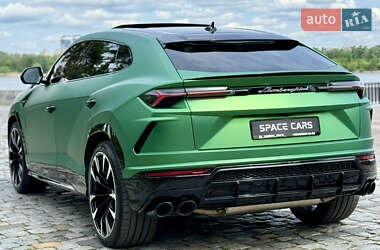 Внедорожник / Кроссовер Lamborghini Urus 2020 в 