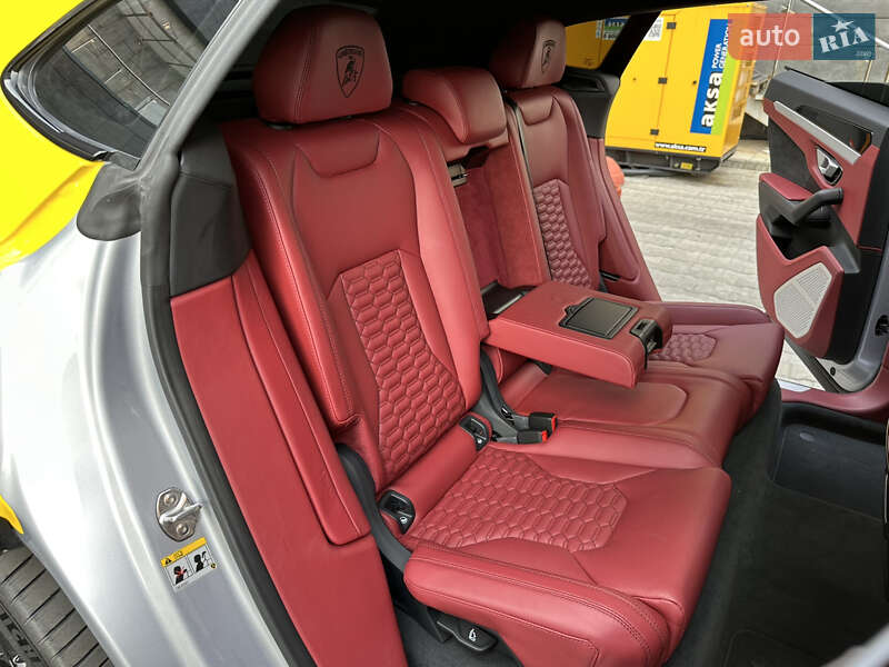 Позашляховик / Кросовер Lamborghini Urus 2019 в Києві