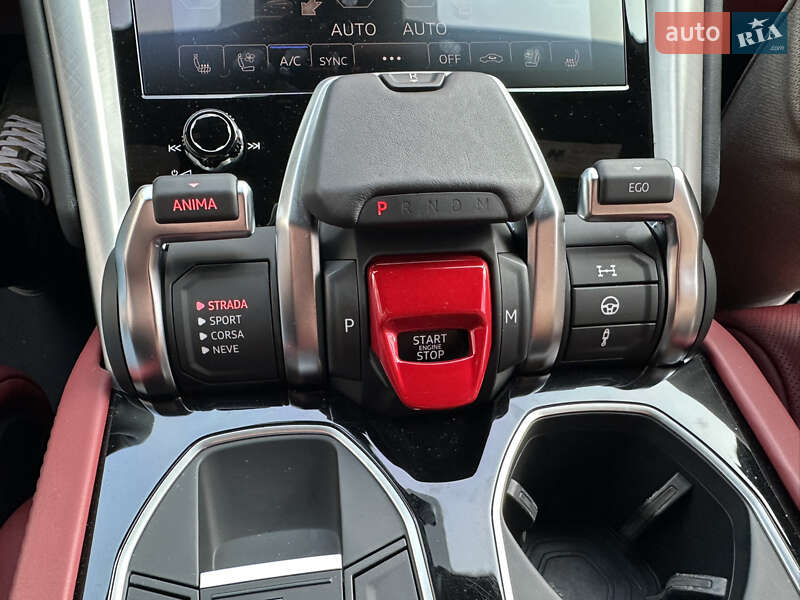 Позашляховик / Кросовер Lamborghini Urus 2019 в Києві
