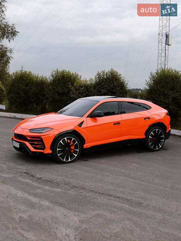 Внедорожник / Кроссовер Lamborghini Urus 2019 в Киеве фото 9 Внедорожник / Кроссовер Lamborghini Urus 2019 в Киеве