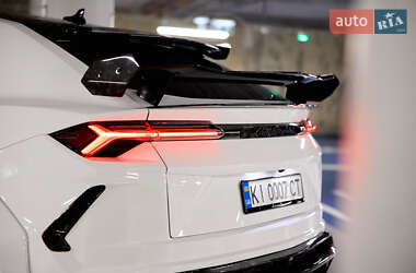 Внедорожник / Кроссовер Lamborghini Urus 2022 в 