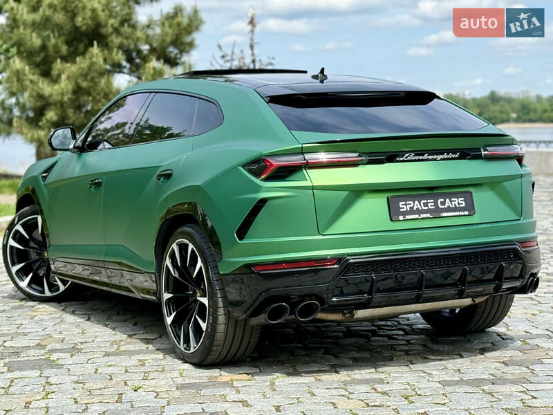 Внедорожник / Кроссовер Lamborghini Urus 2020 в Киеве