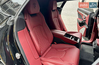 Внедорожник / Кроссовер Lamborghini Urus 2020 в 