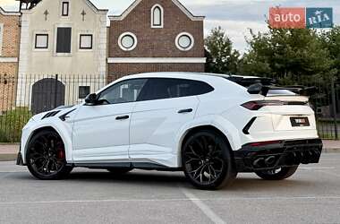 Внедорожник / Кроссовер Lamborghini Urus 2022 в 